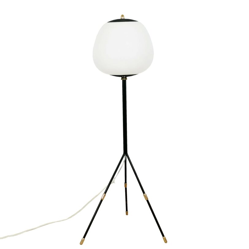 standing lamp