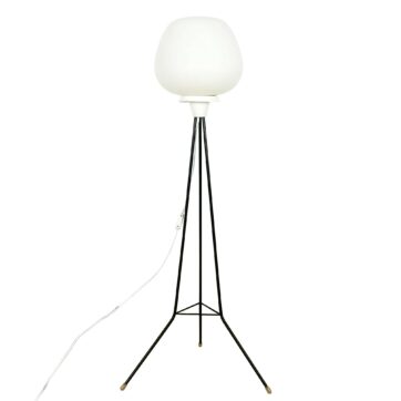 tripod standing lamp